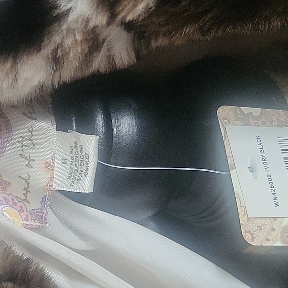 Band of the free faux fur jacket sz md - Picture 3 of 8
